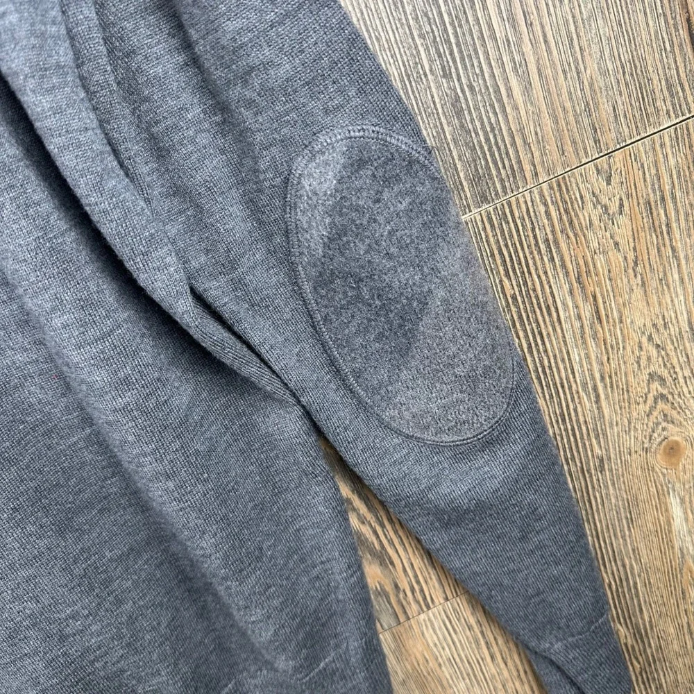 Burberry Brit V-Neck Sweater Men XL Grey 100% Extra Fine Merino Wool Elbow Patch - Picture 6 of 8